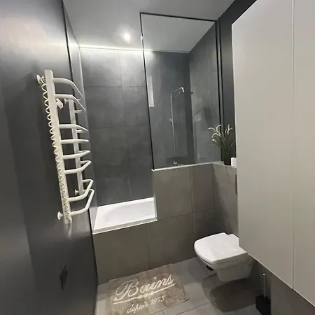 New Point чорновола 16в *